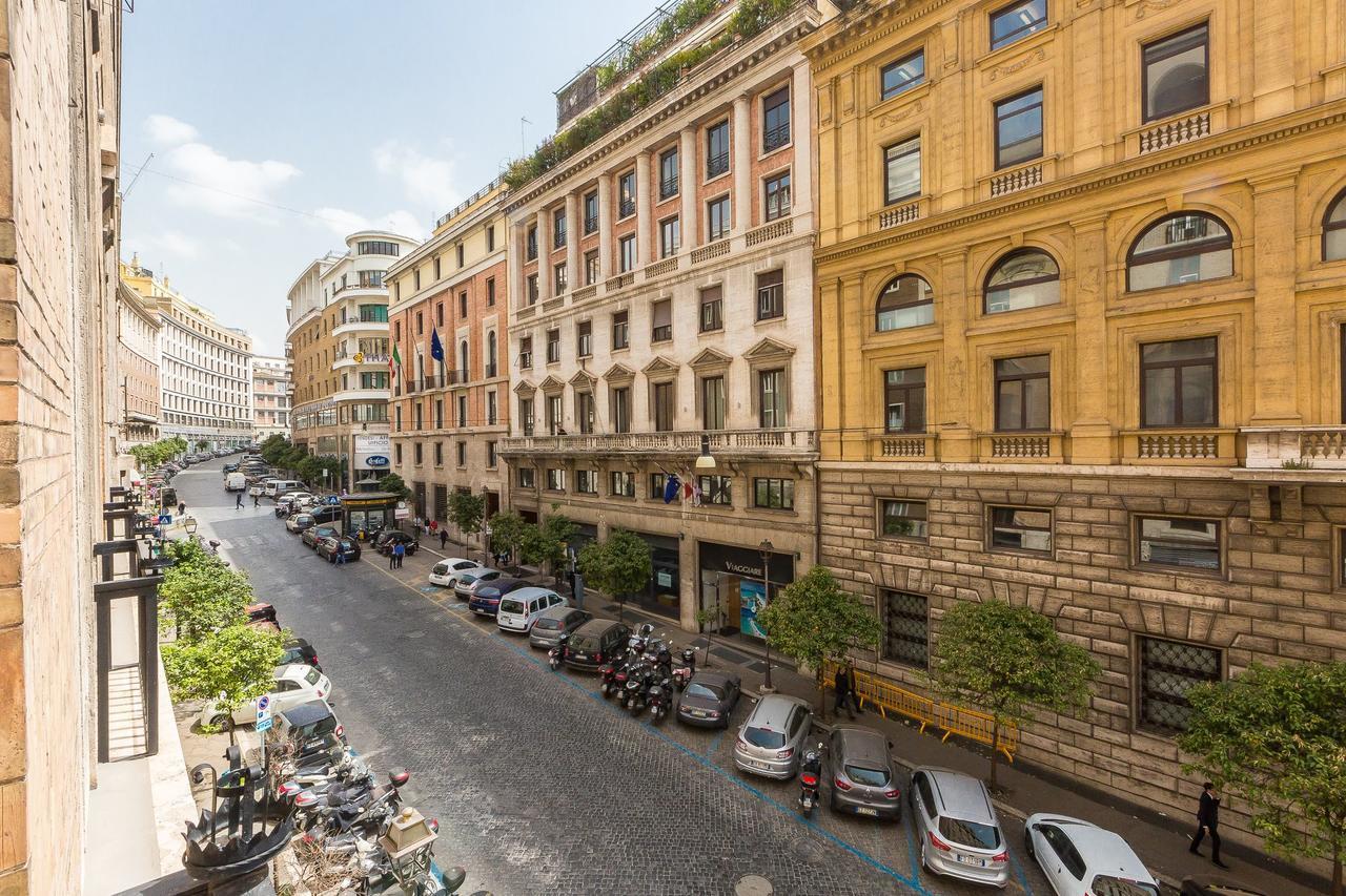 Prestigious Apartment Via Barberini Roma Exterior foto