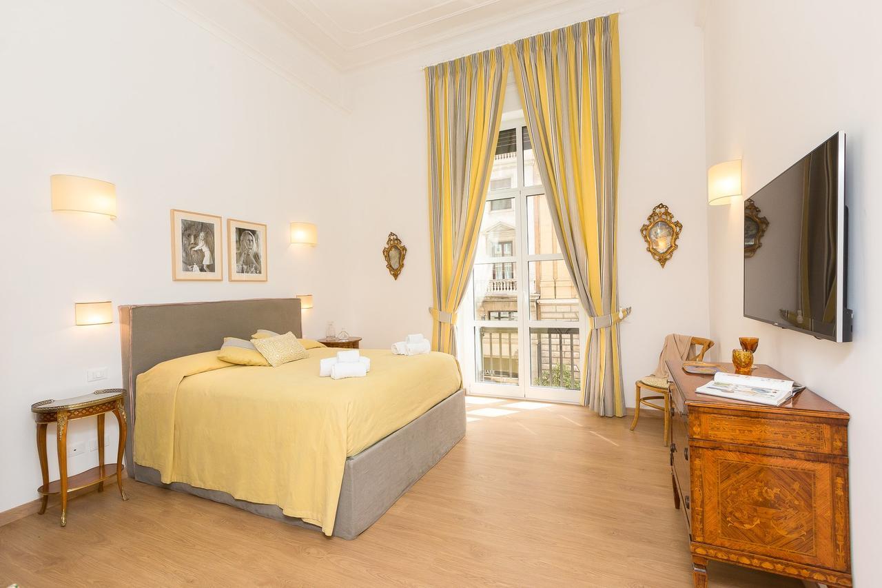 Prestigious Apartment Via Barberini Roma Exterior foto